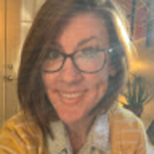 Meet your Posher, Caitlin